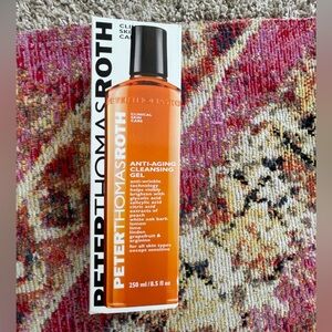 Peter Thomas Roth Anti-Aging cleansing gel
